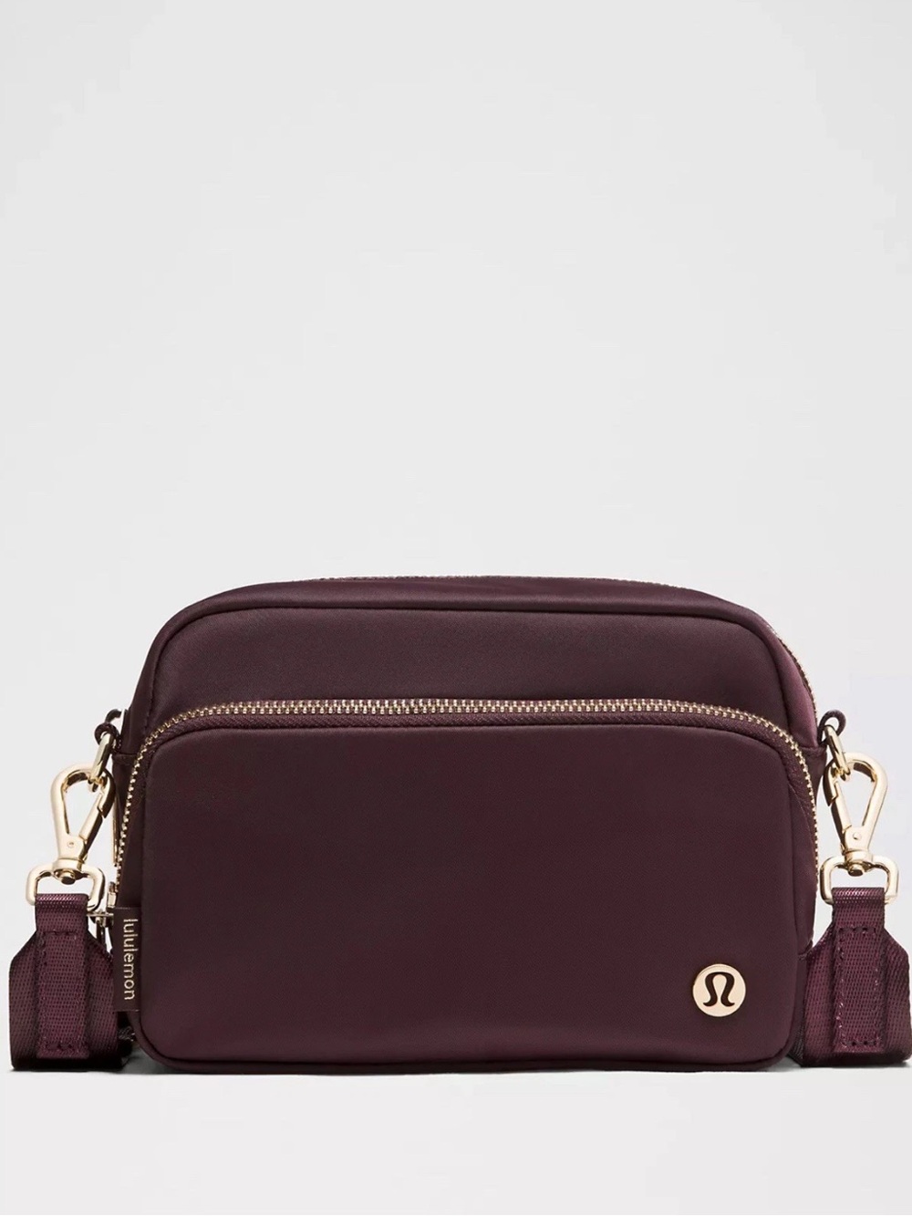 Lululemon Everywhere Crossbody Bag 2L
